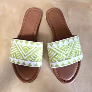 Haute Hippie Green and White Woven Sandals Slides Women's Size 7.5